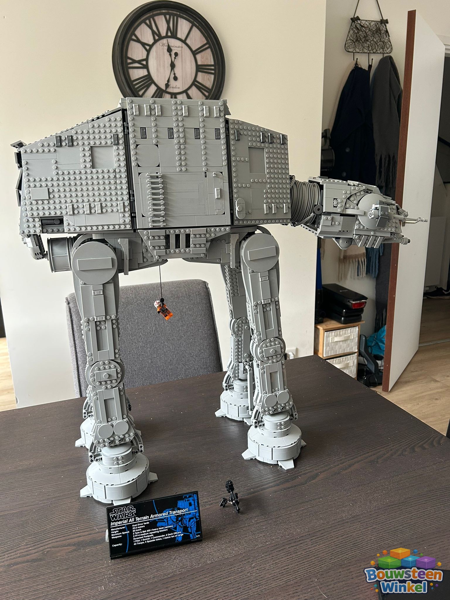 LEGO Star Wars AT-AT - 75313, gebouwd en ingestuurd door een huurder van Bouwsteenwinkel
